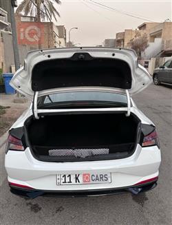هیوندای ئەلەنترا